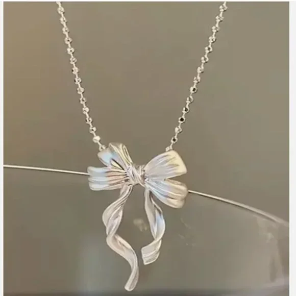 Elegant Sterling Silver 925 Ribbon Bow Pendant Necklace - Picture 3 of 4
